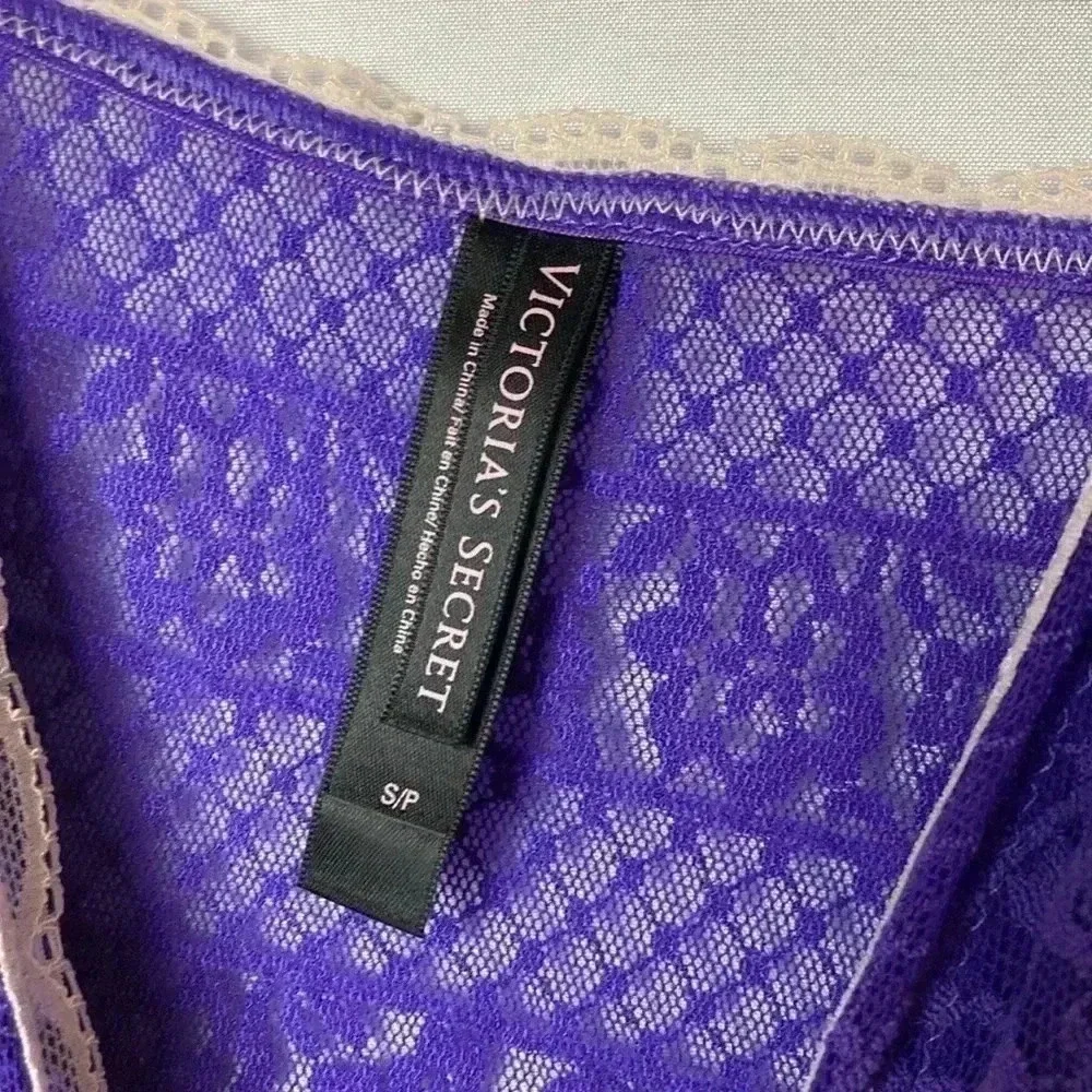 Victoria‎ secret night gown